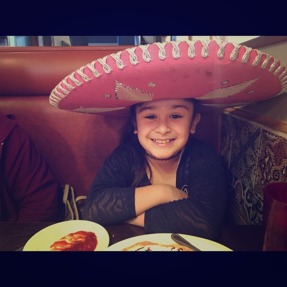 Meet your Posher, Wendy - Picture 1 of 8